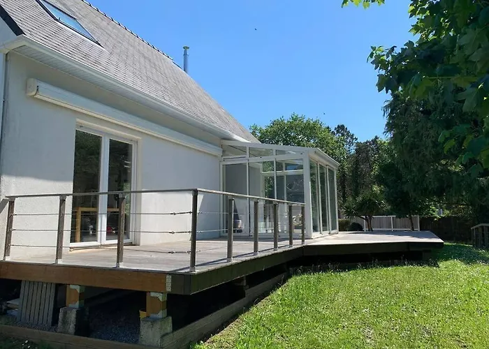 Maison En Bois Avec Vue Sur Etang De Sandun