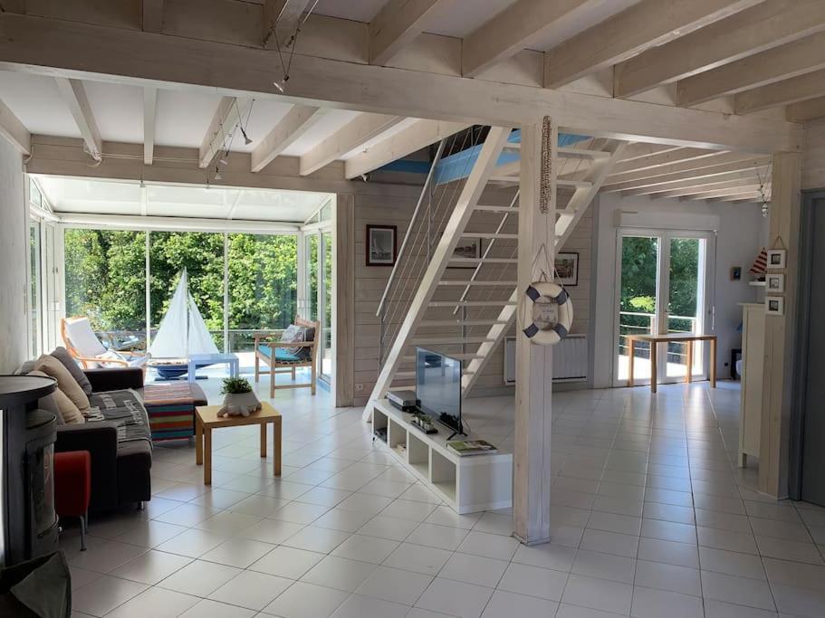 Holiday home Maison En Bois Avec Vue Sur Etang De Sandun Guerande